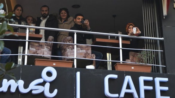 Zabıta kafede sigara içeni bulamadı Zabıta kafede sigara içeni bulamadı