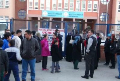 Öğrenci müdür yardımcısını vurdu