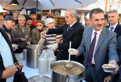 Başkanlardan aşure