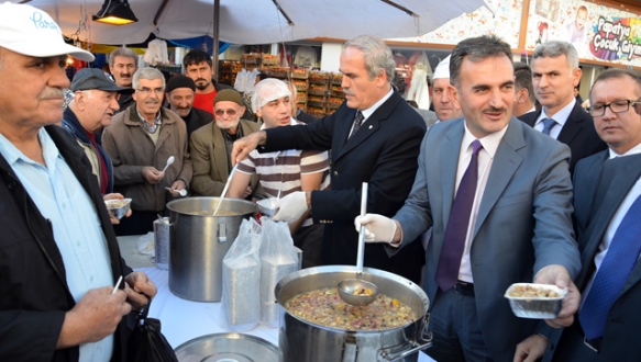 Başkanlardan aşure Başkanlardan aşure