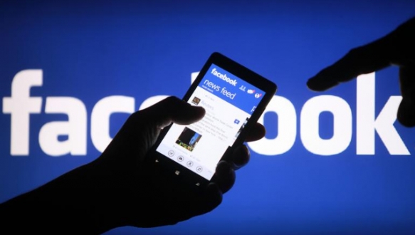 Facebook`a yeni buton Facebook`a yeni buton