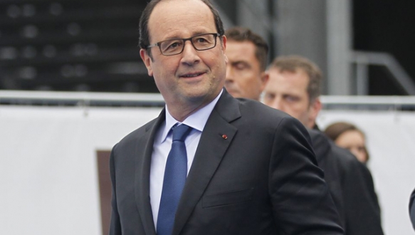 Fransa`da kendisine olan halk desteği giderek düşen Cumhurbaşkanı François Hollande,