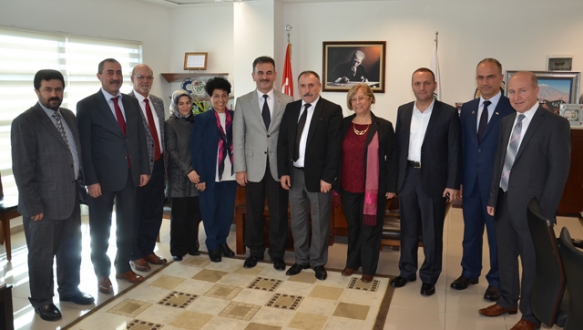 Gemlik`in geleceği için çalışmalıyız