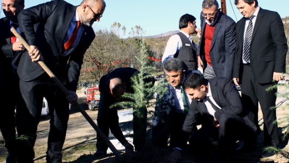 PERDER`den Büyükorhan`a bin fidan