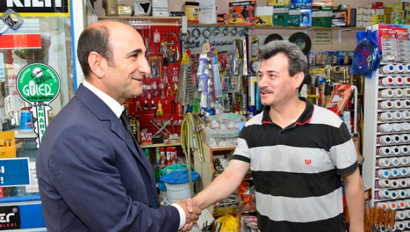 Yıldırım Belediyesi`nden esnafa teşekkür Yıldırım Belediyesi`nden esnafa teşekkür