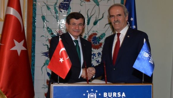 Davutoğlu`ndan Bursa`ya övgü