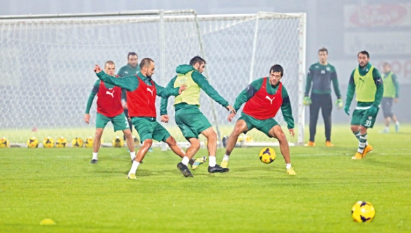 Fileler gol doldu Fileler gol doldu