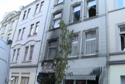 Almanya`da yangın: 5 Türk ölümden döndü