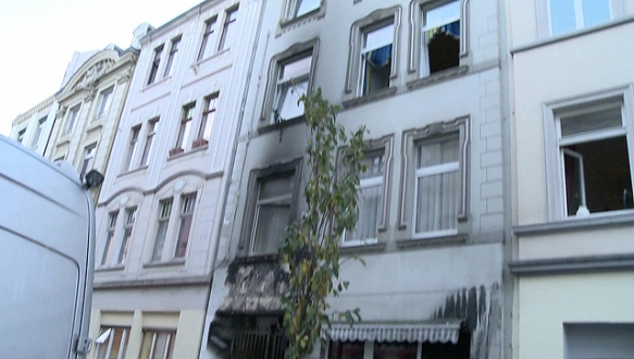 Almanya`da yangın: 5 Türk ölümden döndü