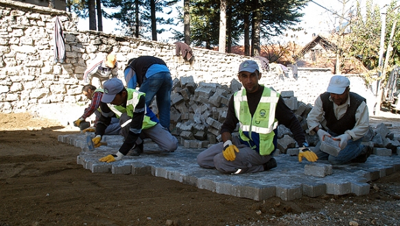 Keles`te belediye vatandaş işbirliği Keles`te belediye vatandaş işbirliği
