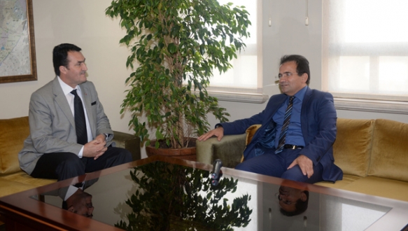 Başkan Dündar’a KKTC’den ziyaret Başkan Dündar’a KKTC’den ziyaret