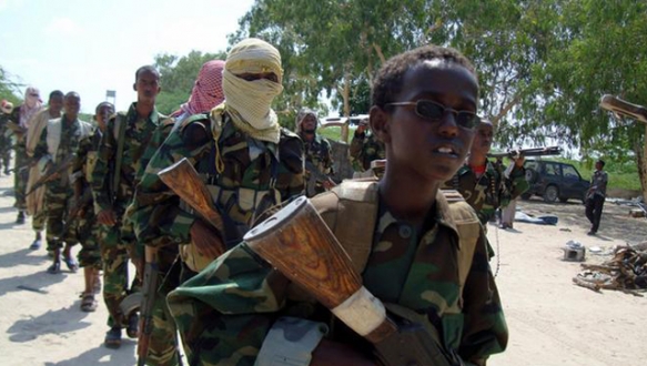 Taş ocağı işçilerine silahlı saldırı Kenya`nın kuzeyindeki Mandera kenti yakınlarında silahlı kişilerin gerçekleştirdikleri saldırıda hepsi