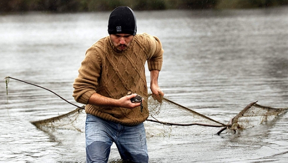 Buz gibi suya kendini bakın neden attı