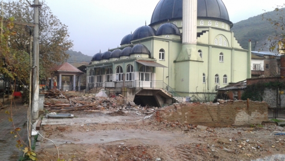 Kumla meydanına kavuşuyor Kumla meydanına kavuşuyor