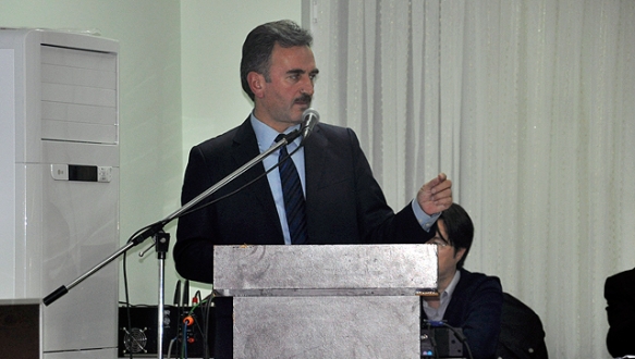 Yılmaz: Depremin siyaseti olmaz