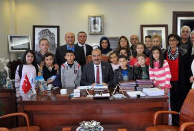 Köy öğrencileri mütarekeyi öğrendi