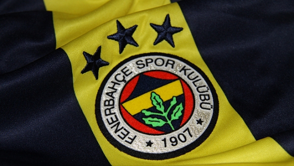 Sözleşme sonuna kadar da takımımızda görevini yapacak Fenerbahçe Kulübü'nden yapılan açıklamada, Portekizli savunma oyuncusu Alves'in devre arasında takımdan