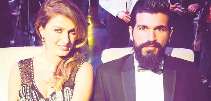 Boşanmayı bekleyemedi