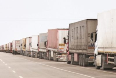 Avrupa’ya açılan kapılarda TIR kuyruğu