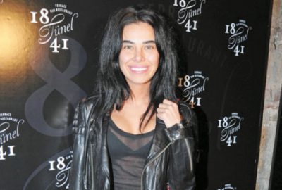 Flaşların kurbanı oldu