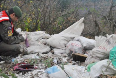 Jandarma’dan Uludağ’da moloz operasyonu