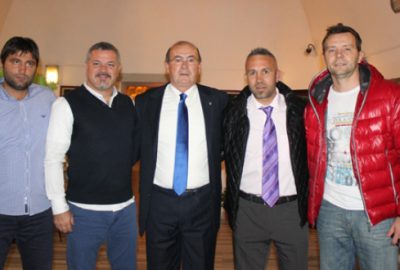 Aman bir yere gitmeyin!