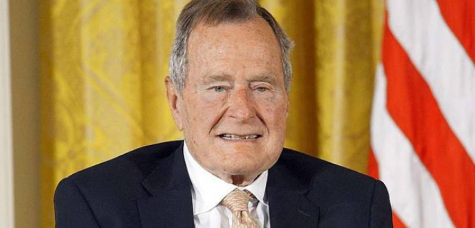 George Bush yine hastaneye kaldırıldı