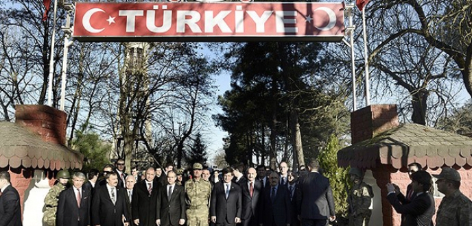 ‘Bu sınır gerilim değil komşuluk, dostluk sınırıdır’