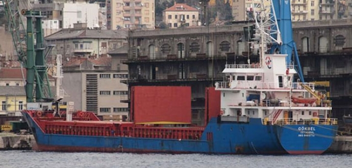 İtalya’da kaza yapan Türk gemisi battı