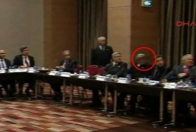 Kılıçdaroğlu’na ayakkabılı protesto