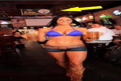 Burada bikini giymek zorunlu