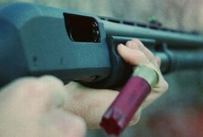 Silahını denerken mahalleyi ayağa kaldırdı