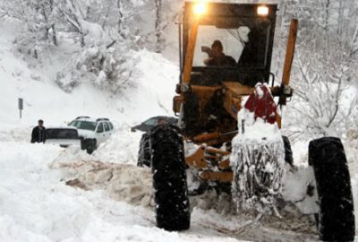 Kapalı yollarda beyaz esaretle müthiş mücadele