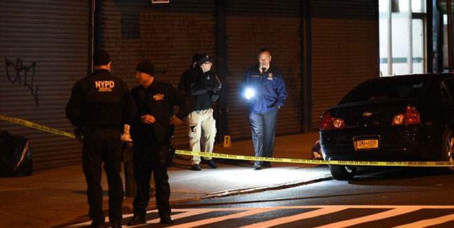 New York’ta polise silahlı saldırı