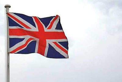 ‘İslamofobik saldırıların hedefi kadınlar’