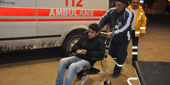 Bursa’da başıboş köpeklerin saldırdığı çocuk yaralandı