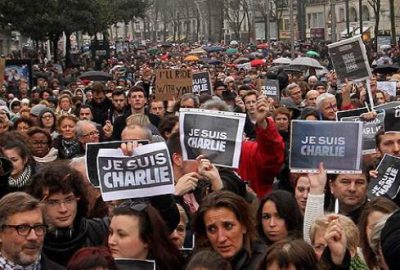 Fransa’da yüz binler terör kurbanları için yürüdü