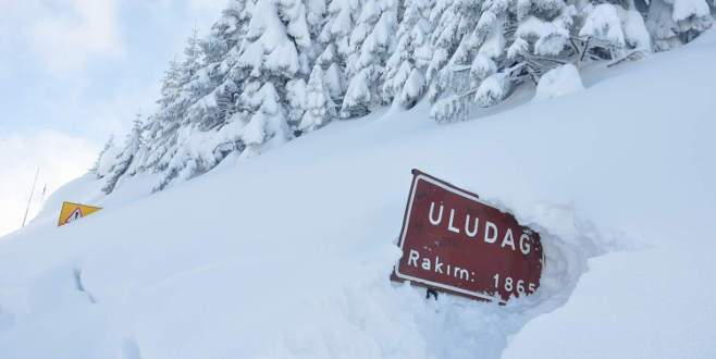 Uludağ’da kar kalınlığı 3 metreyi geçti!