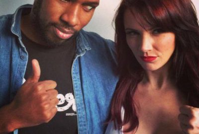 Memelerine veda etti