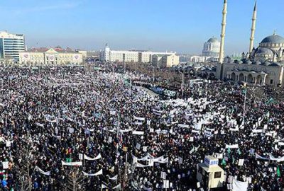 Çeçenistan’da Charlie Hebdo protestosu