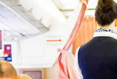 Japon hostesler pilotlarla birlikte oluyor!