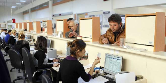 ‘Bekar memurlar işten çıkarılsın’ önerisi