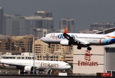 Uçağa mermi isabet etti