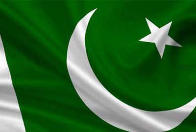 Pakistan’da camiye bombalı saldırı