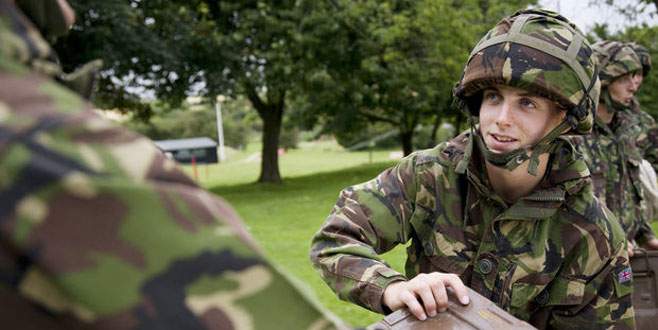 İngiliz ordusuna sosyal medya tugayı
