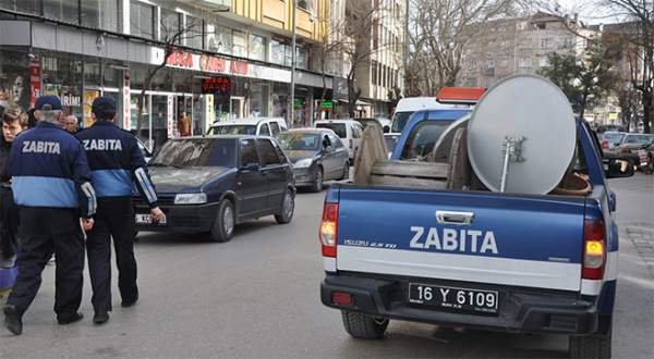 İnegöl’de kaldırımlar artık yayaların