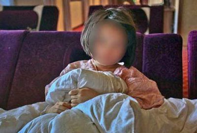 Parası olmadığı için torununu hamamda rehin bıraktı