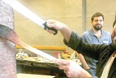 ‘Kendi dönerini kendi kesti’