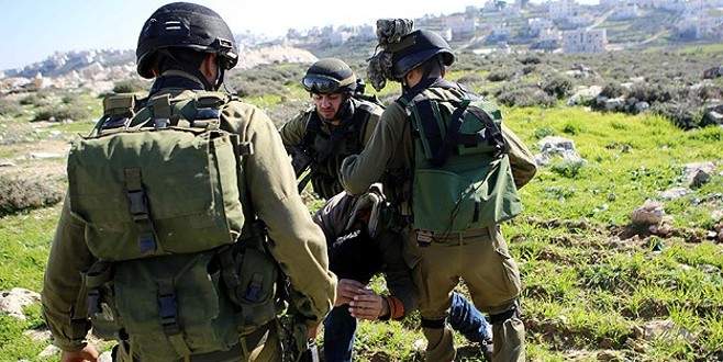 İsrail askerleri 5 Filistinliyi gözaltına aldı