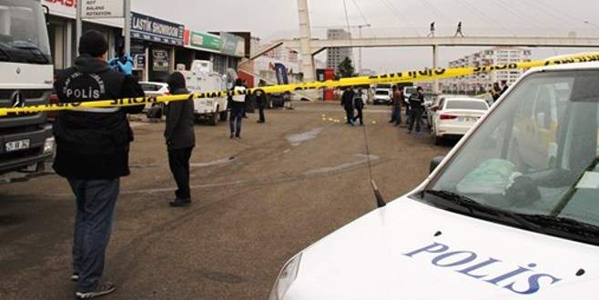 Diyarbakır’da polise silahlı saldırı!